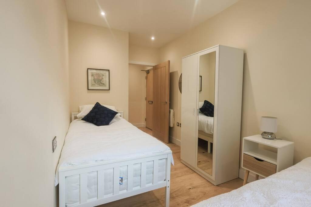 Апартаменти Ocean - 2 Bed Flat Sleeps 6 With Gym Access Саутгемптон Екстер'єр фото
